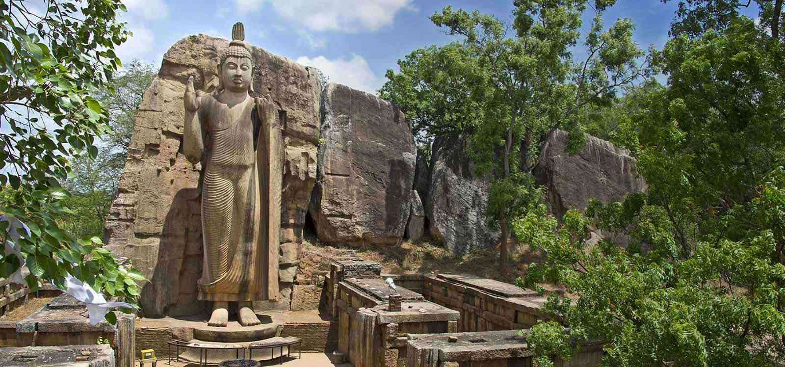 Ruins in Anuradhapura and Polonnaruwa