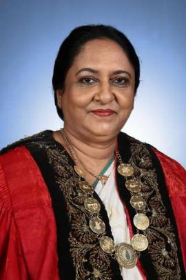 Prof.(Mrs.) N. Ratnayake